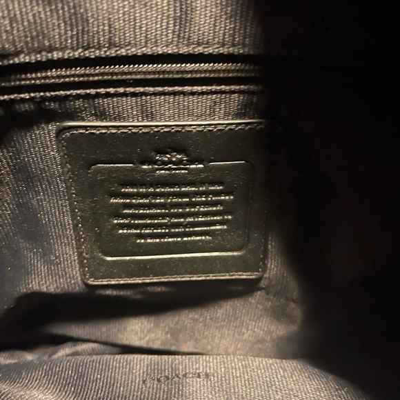 COACH LOGO BAG LARGE BLACK AND GRAY MINT CONDITION BAG INCLUDED - Picture 4 of 9